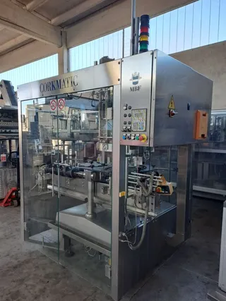 MBF Corkmatic R/S corking machine, photograph 1 of 34
