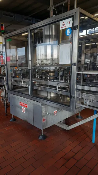 Bertolaso DELTA 516 S corking machine, photograph 1 of 11