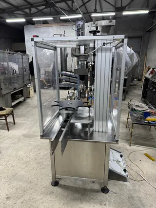 C.M.S. single-head screw capper, photograph 2 of 26