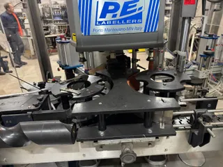 P.E. Labellers MASTER M/S rotary labeller, photograph 3 of 14