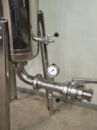 Pall 3 × 30″ microfiltration housing, photograph 6 of 8