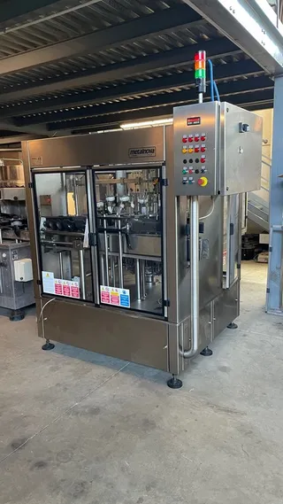 Metalnova bottle rinser, photograph 9 of 31