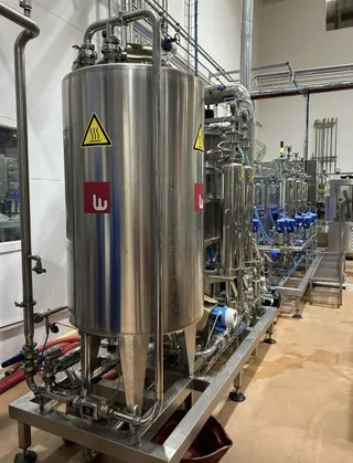Isobaric sparkling-wine bottling line with GAI 4033 monobloc, photograph 11 of 19