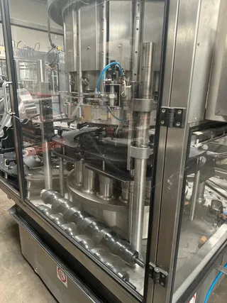 Bertolaso DELTA 516 S corking machine, photograph 11 of 11