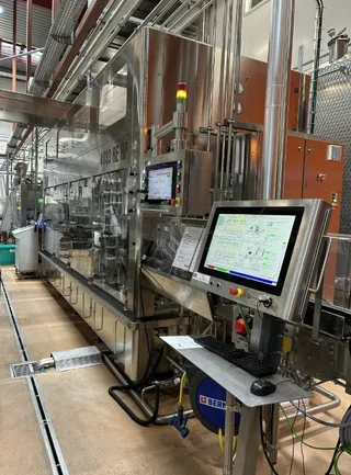 Isobaric sparkling-wine bottling line with GAI 4033 monobloc, photograph 12 of 19