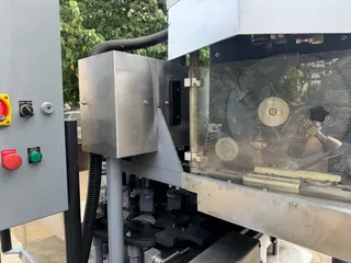 Robino & Galandrino four-head muselet machine, photograph 13 of 19