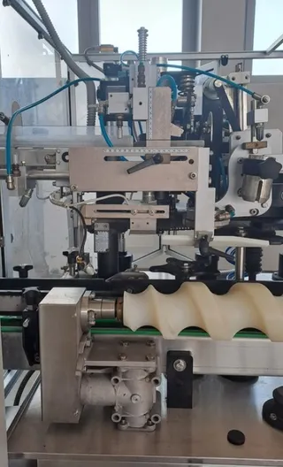 Robino & Galandrino FT 4 capsuling machine, photograph 13 of 20