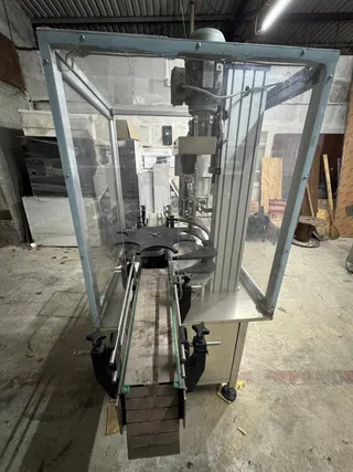 C.M.S. single-head screw capper, photograph 14 of 26