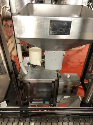 Sparkling-wine bottling line, 15 machines, photograph 15 of 24