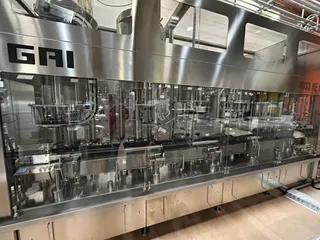 Isobaric sparkling-wine bottling line with GAI 4033 monobloc, photograph 17 of 19