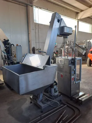 MBF Corkmatic R/S corking machine, photograph 17 of 34