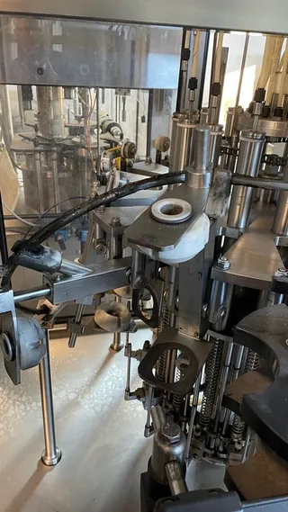 Metalnova bottle rinser, photograph 18 of 31
