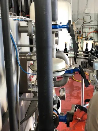Sparkling-wine bottling line, 15 machines, photograph 19 of 24