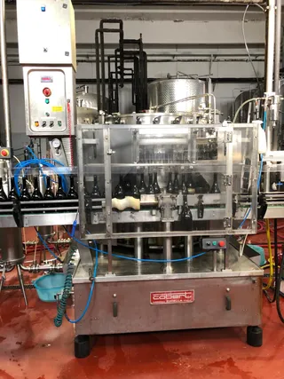 Sparkling-wine bottling line, 15 machines, photograph 22 of 24