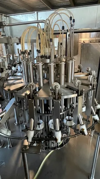 Metalnova bottle rinser, photograph 22 of 31